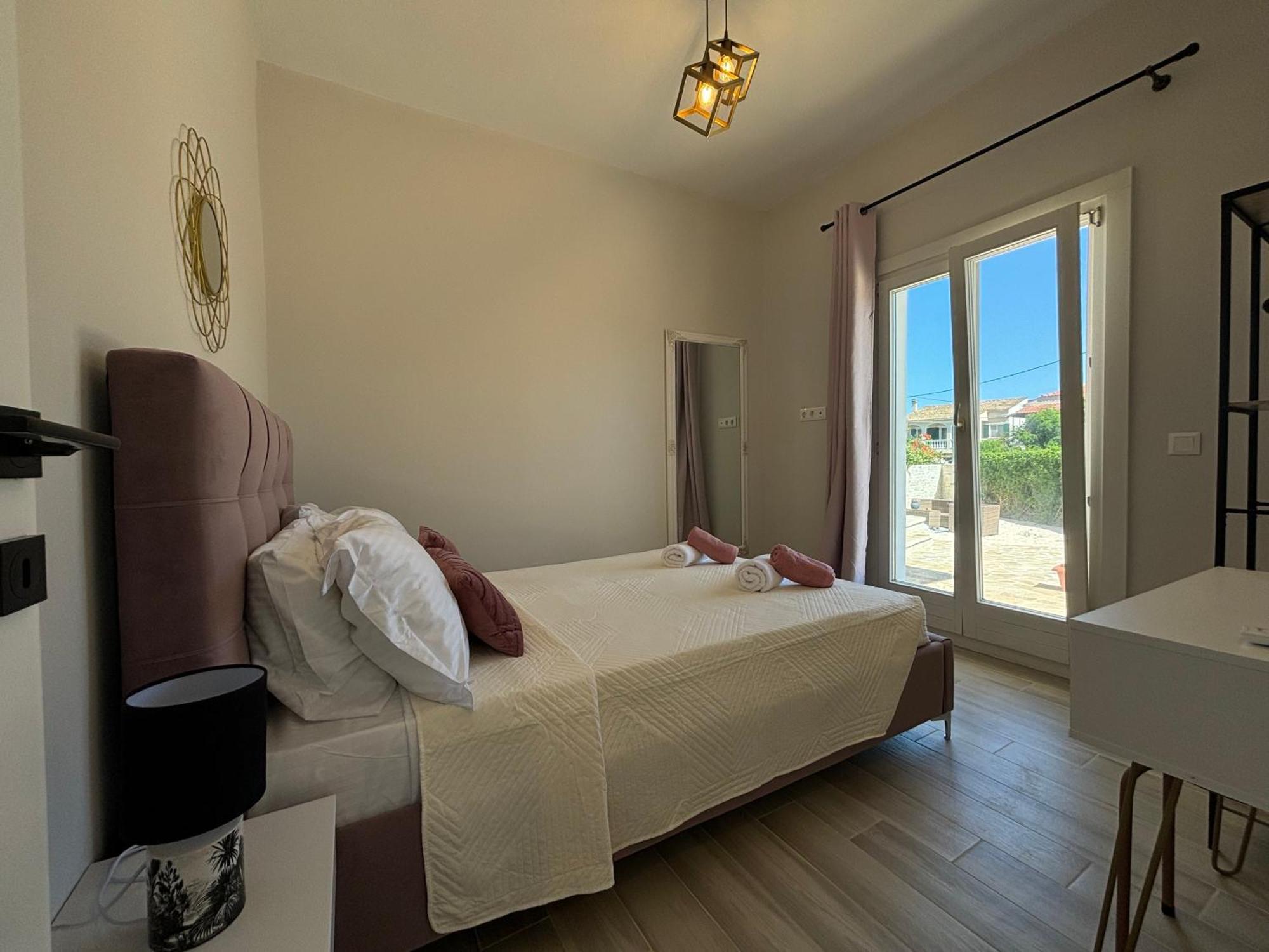 Mayflower Apartments Касіопі Екстер'єр фото